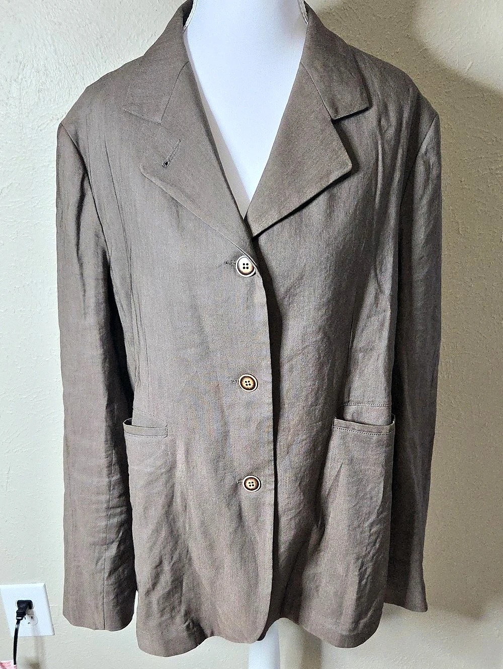 Shosh Linen Blend Notched Blazer, Made In NY, Size 3 (Large), $468.00